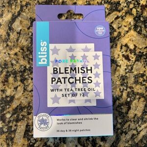 NEW Bliss Pore Patrol Blemish Patches in Blue and Purple